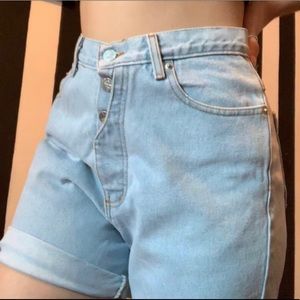 Guess High Waisted vintage shorts